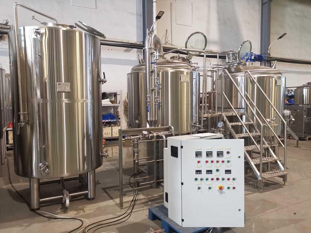 <b>800L Two Vessel Brewhouse Equ</b>